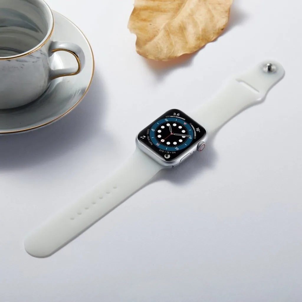 Apple Watch 42mm - 44mm color changing silicone watch strap - Transparent to Grey