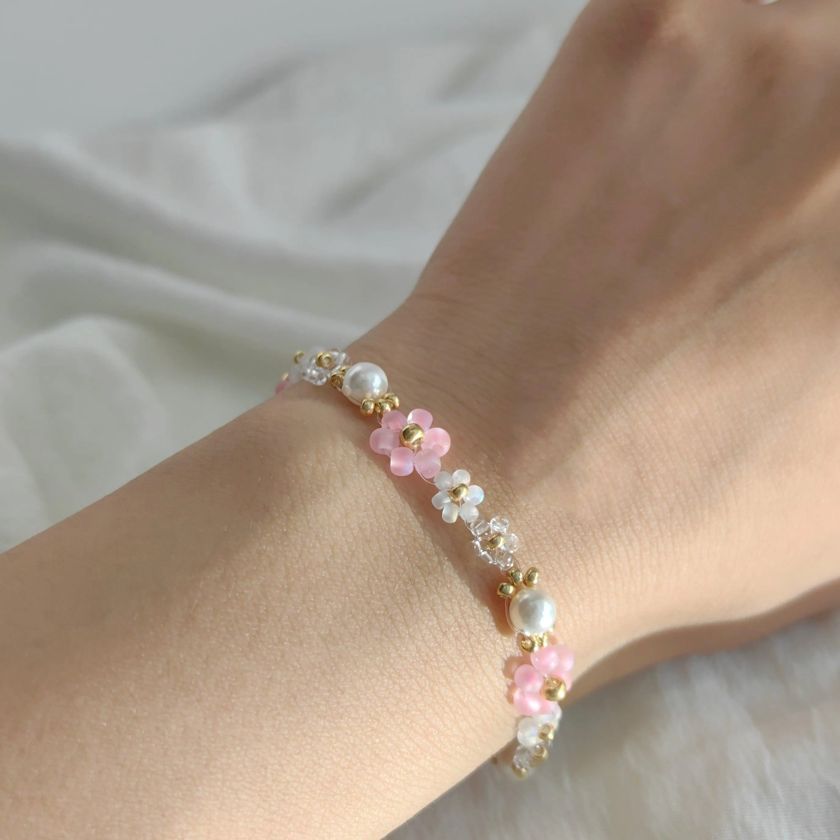 Bloomy Pearl Bracelet