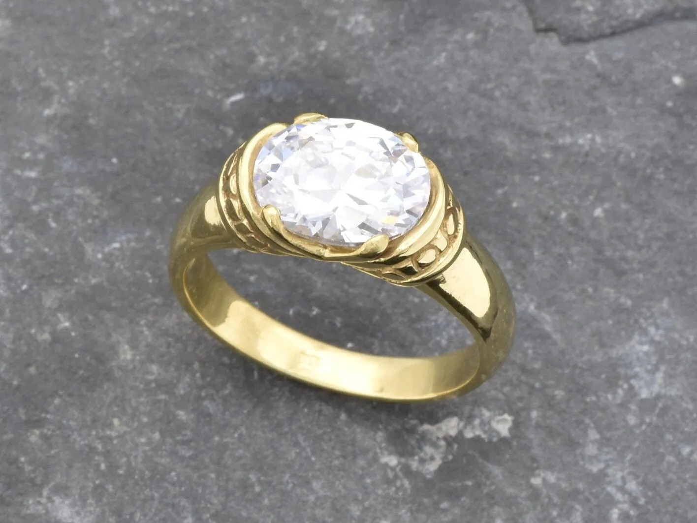 Gold Diamond Ring - Sparkly Tribal Ring - Vintage Boho Ring