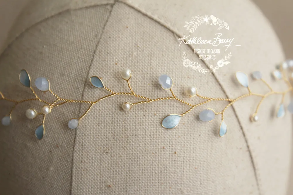 Maryke vine style wreath - SILVER, ROSE GOLD OR GOLD (7 PEARL COLORS AVAILABLE)