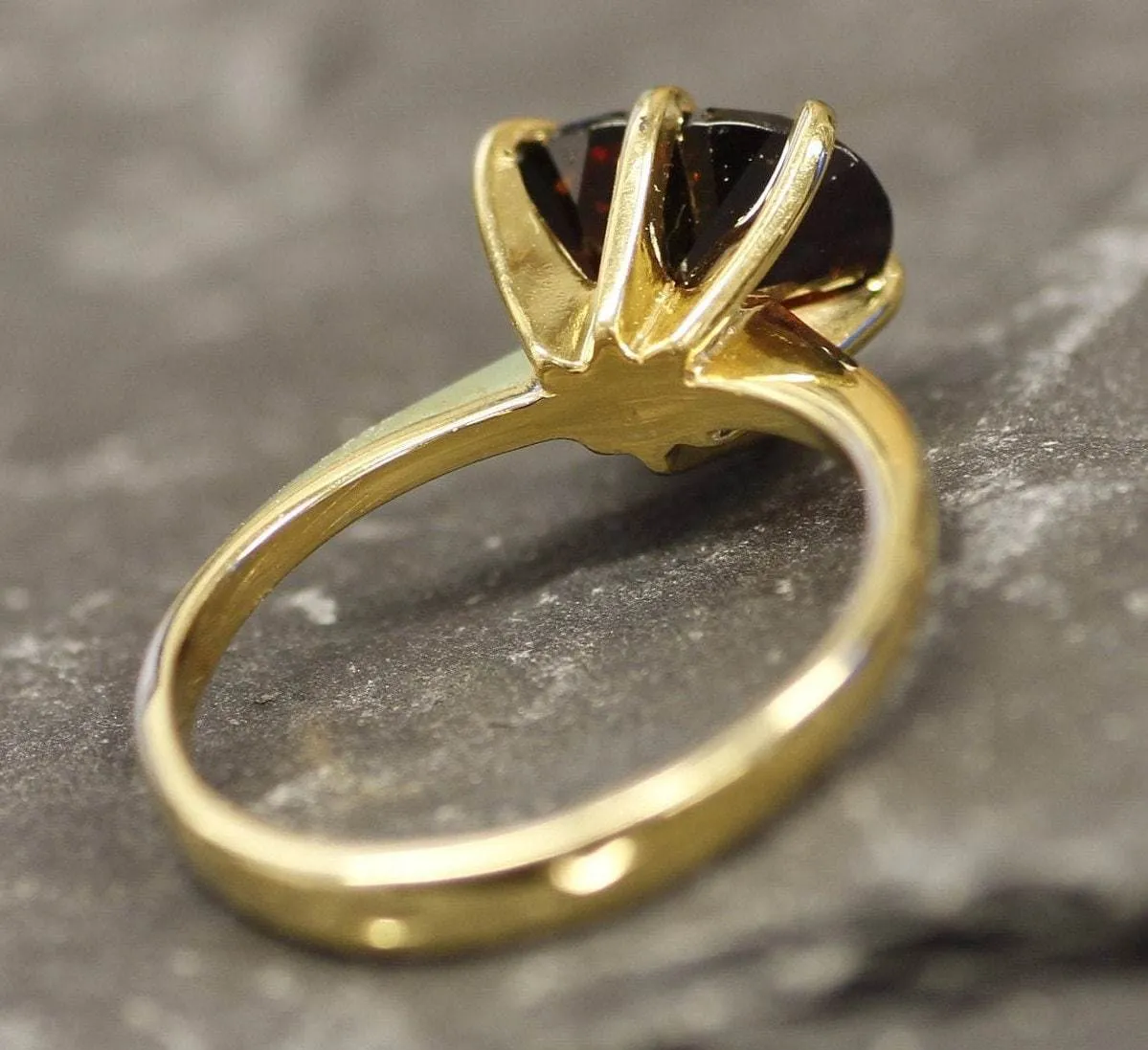 Red Heart Ring - Gold Garnet Ring - Vintage Heart Ring