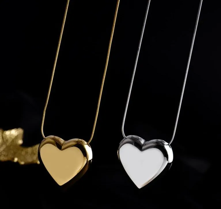 Stylemein - Heart Pendant Necklace | Heart Shape Pendant