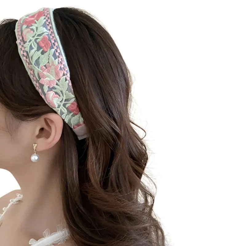 TEEK - Light Green Acrylic Flower Embroidered Headband