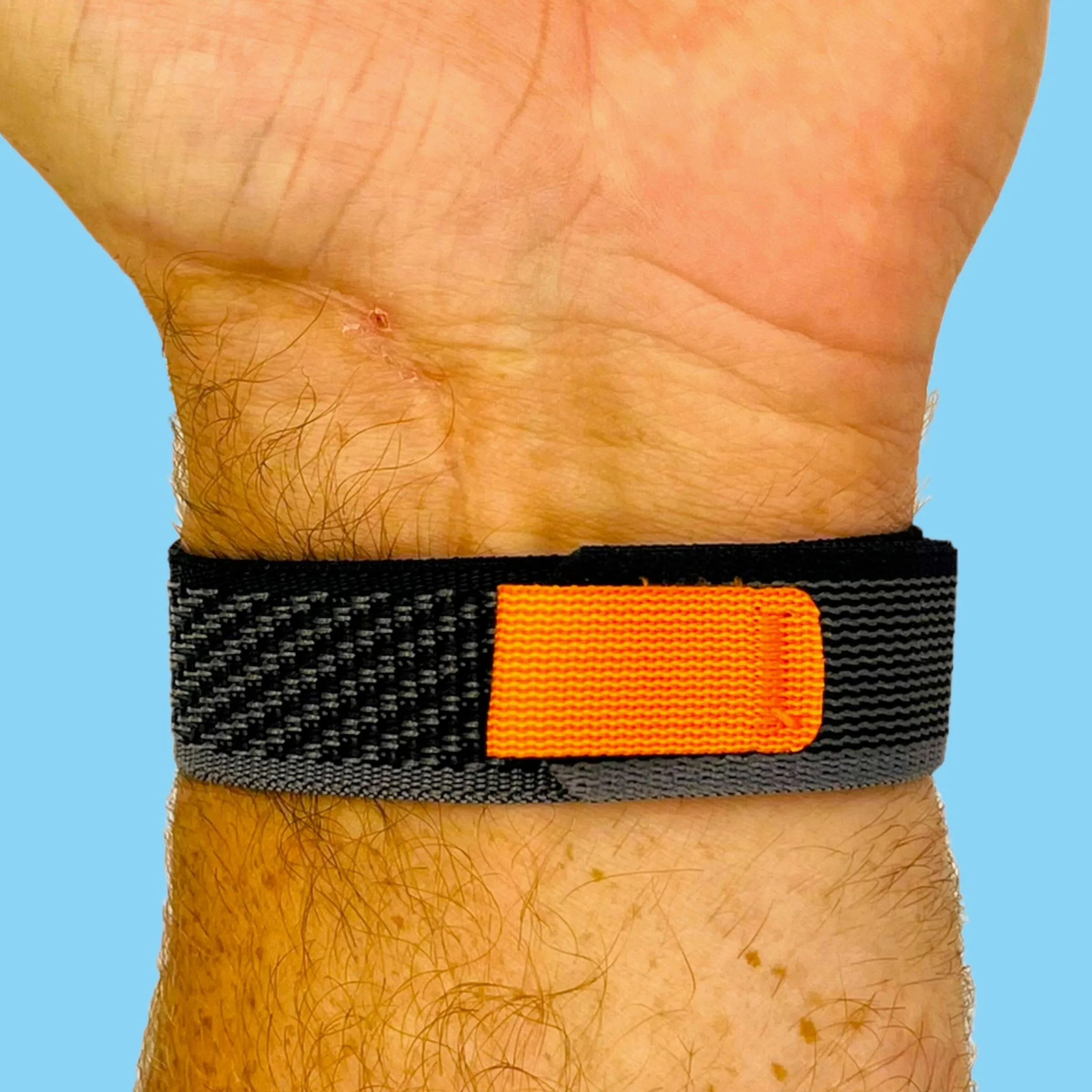 Trail Loop Watch Straps with the Samsung Galaxy Watch 5 Pro (45mm)