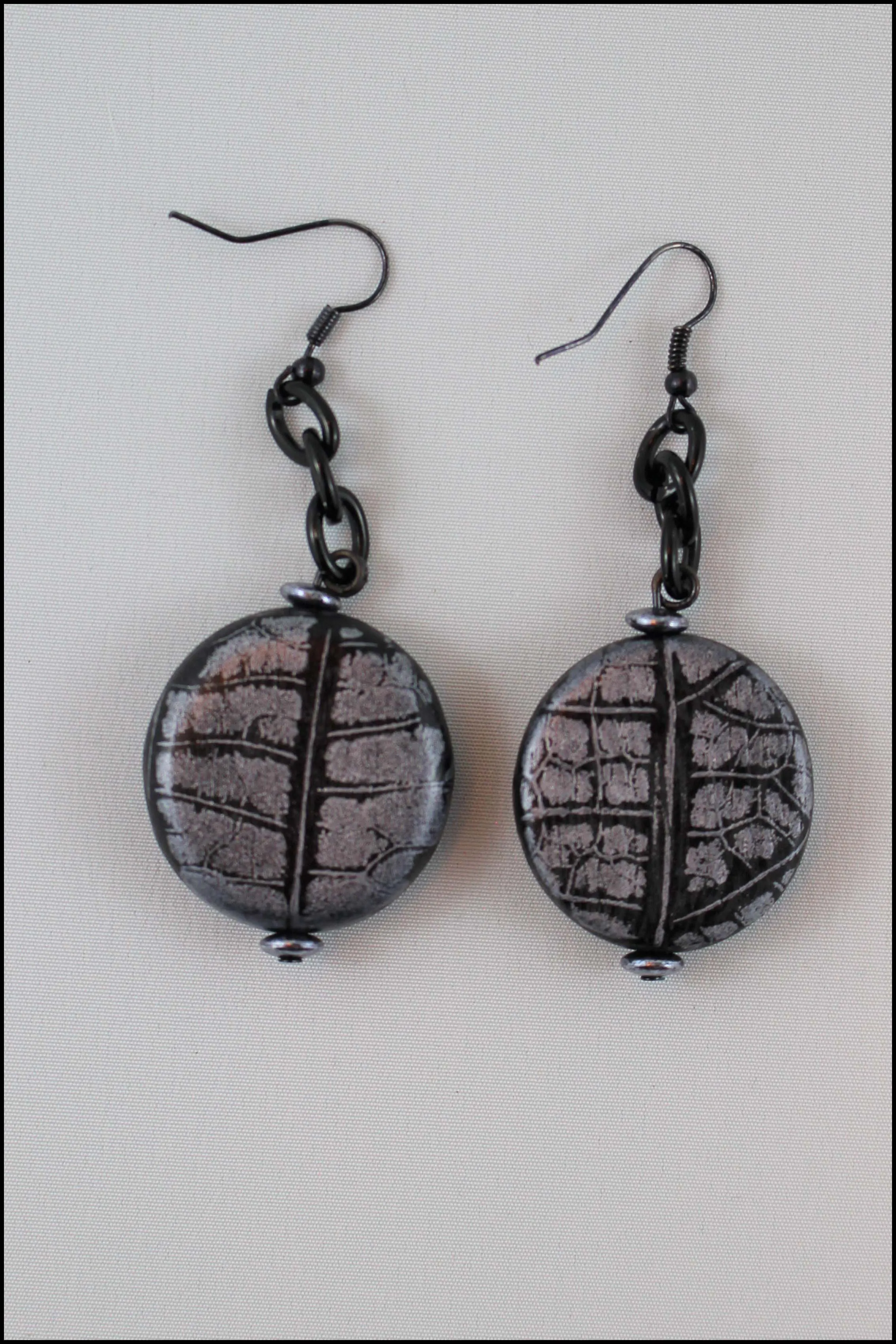 Wood Leaf Motif Drop Earrings