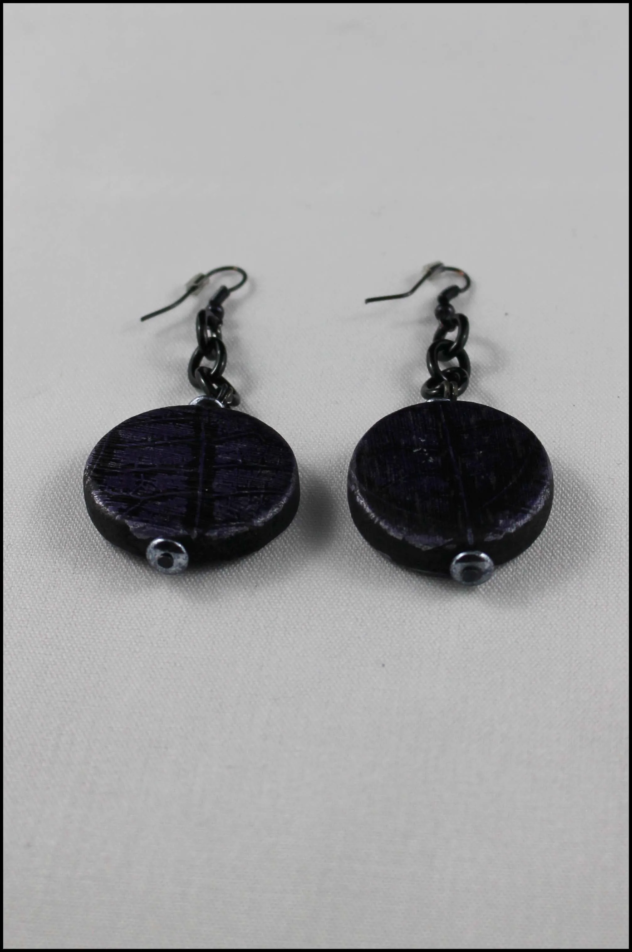 Wood Leaf Motif Drop Earrings